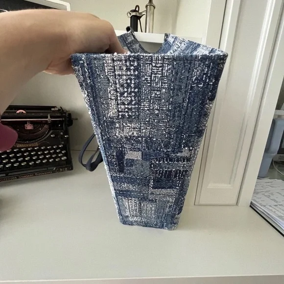 FION Oil Painting Jacquard with Leather Tote Bag Navy Blue Purse BRAND NEW - Picture 4 of 13